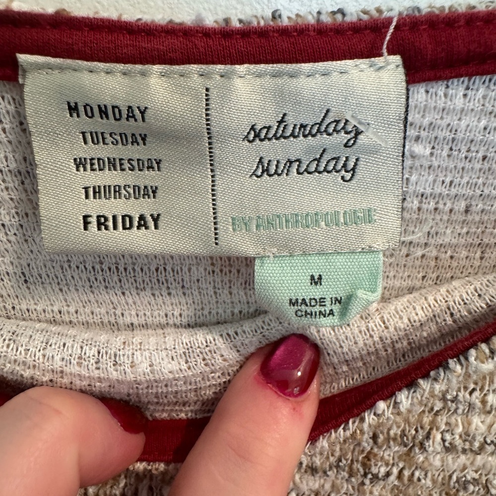 Anthropologie Women's Red and Gray Sweater, size Medium - Picture 4 of 6